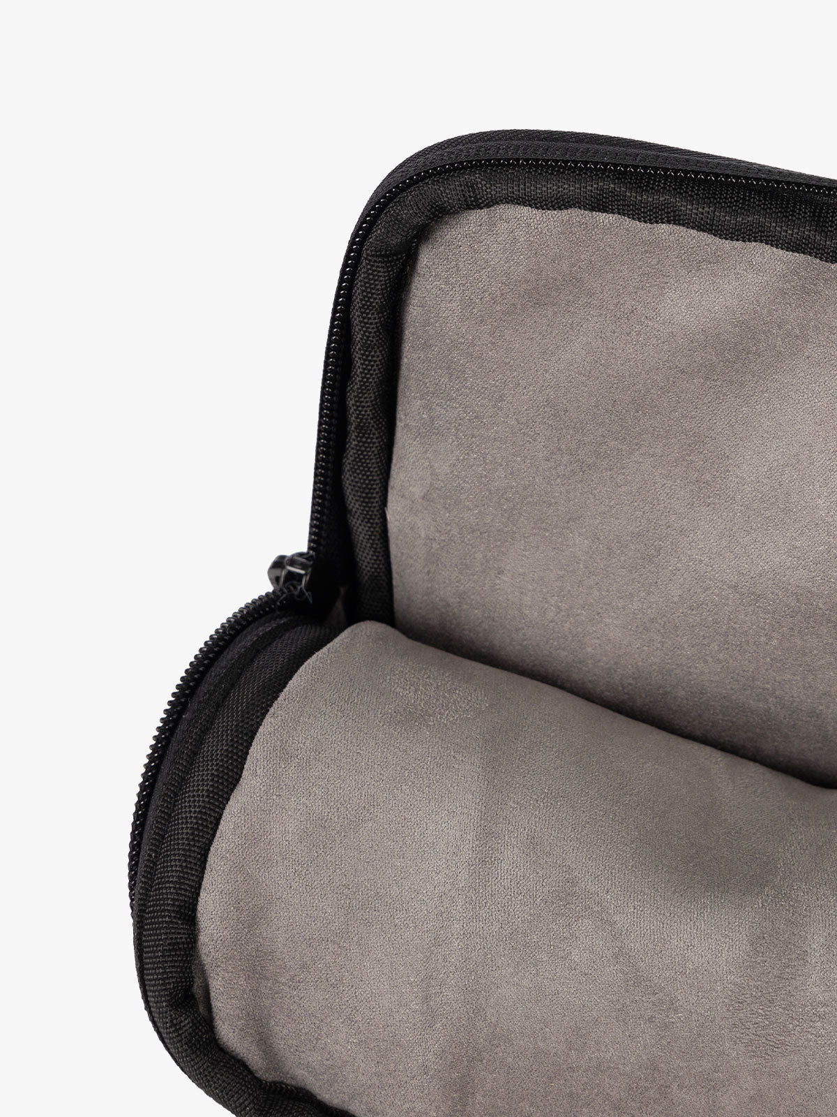 Luka 14 Padded Laptop Sleeve - Image 14