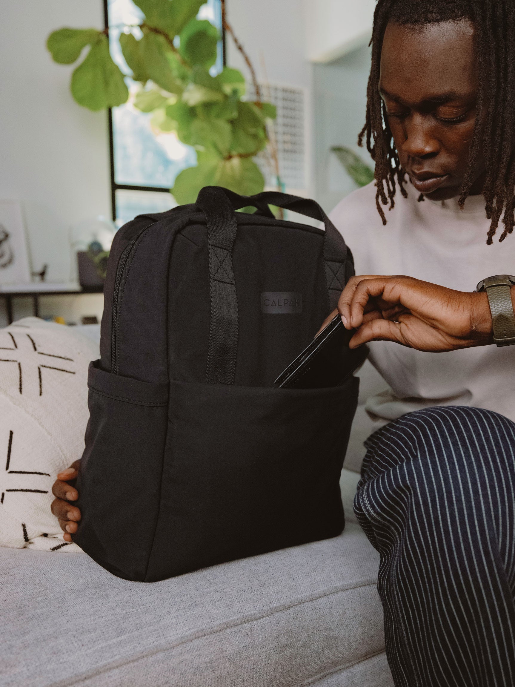 Connect Laptop Backpack - Image 4