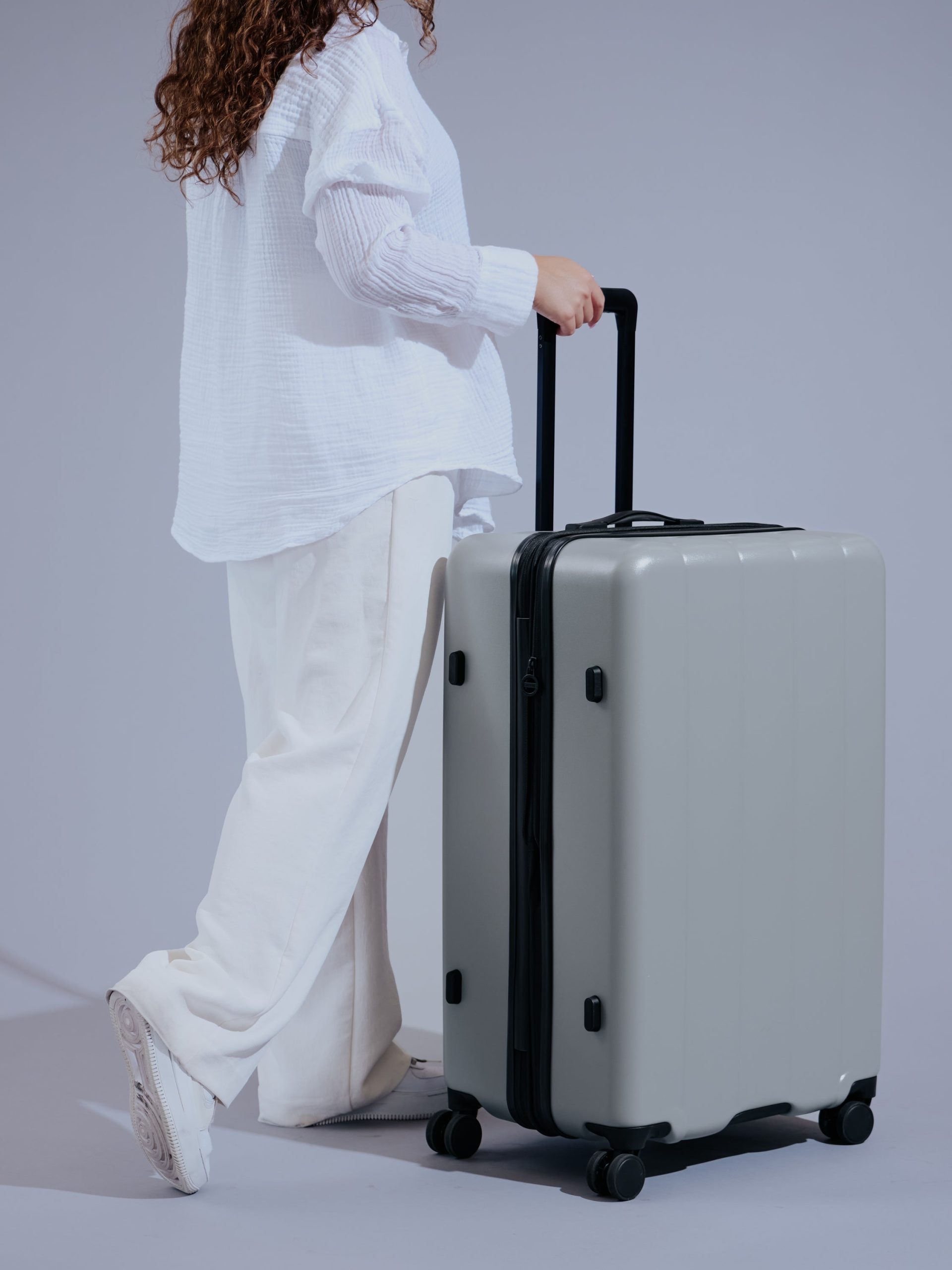 Evry Large Luggage - Image 14