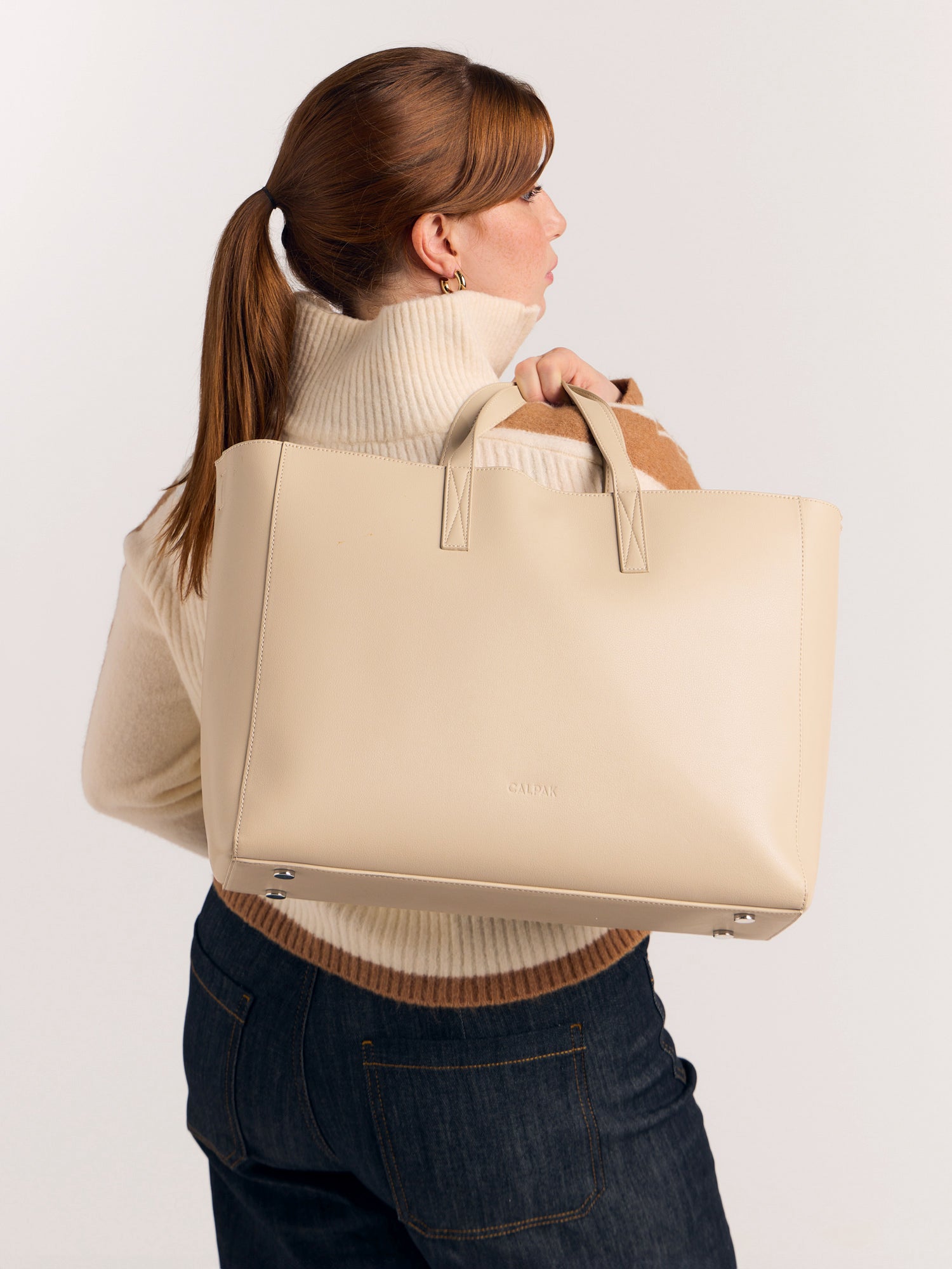 Haven 16 Laptop Tote Bag - Image 2