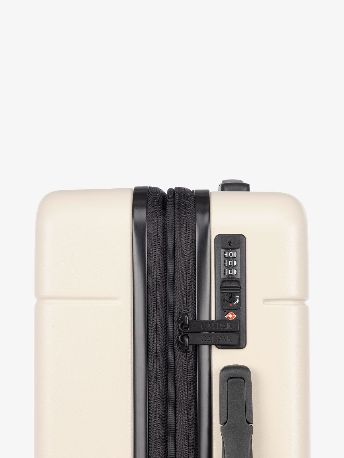 Hue Medium Luggage - Image 30