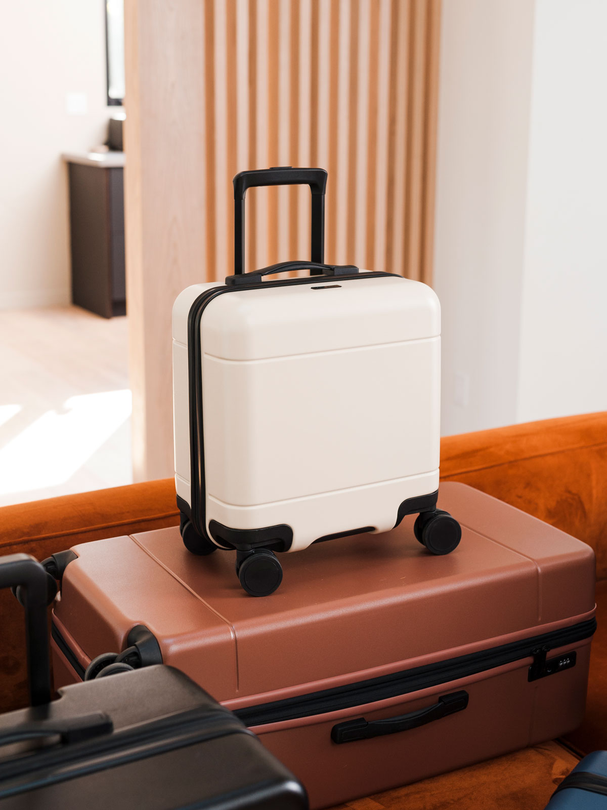 Hue Mini Carry-On Luggage - Image 23