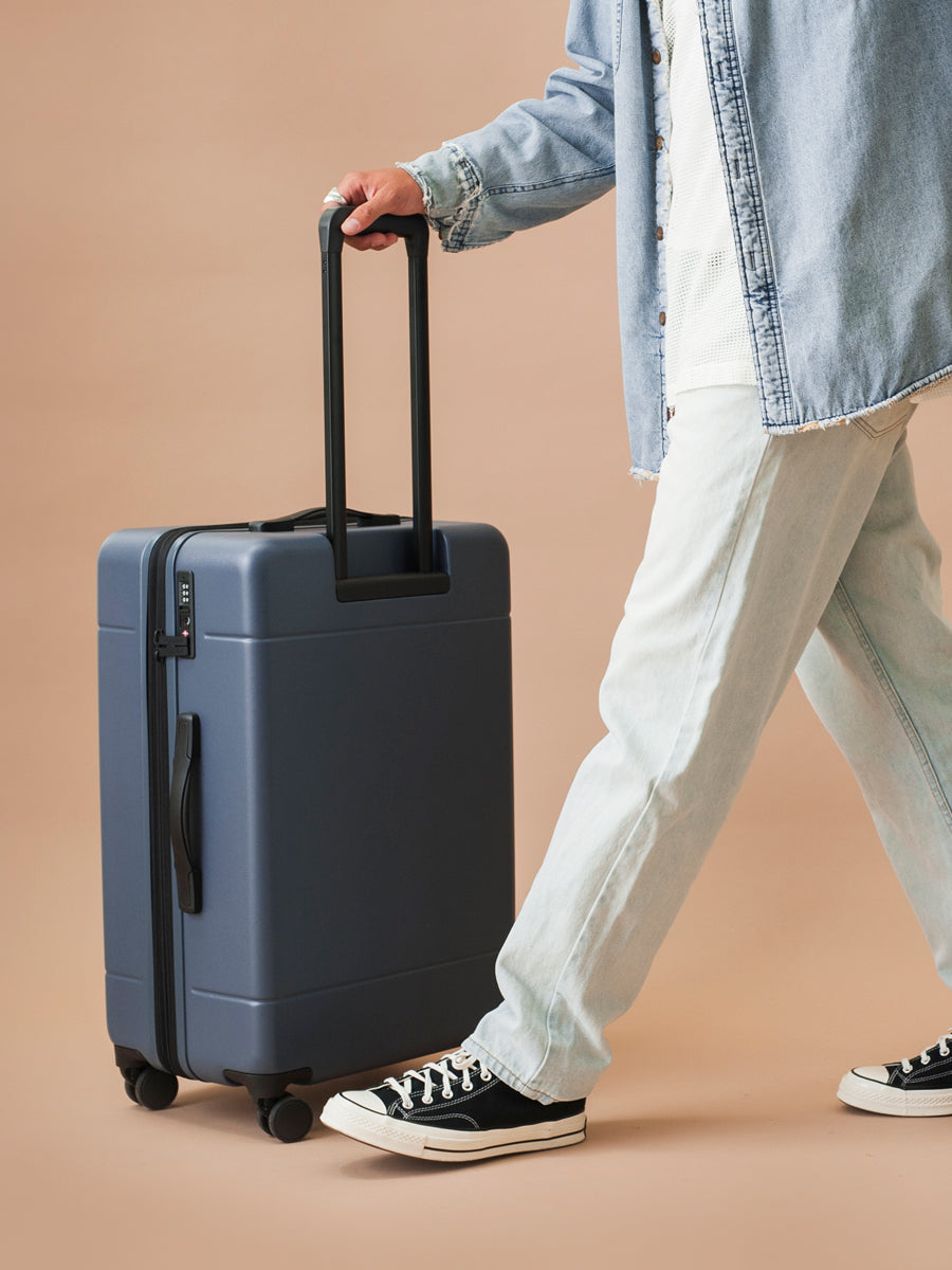 Hue Medium Luggage - Image 26
