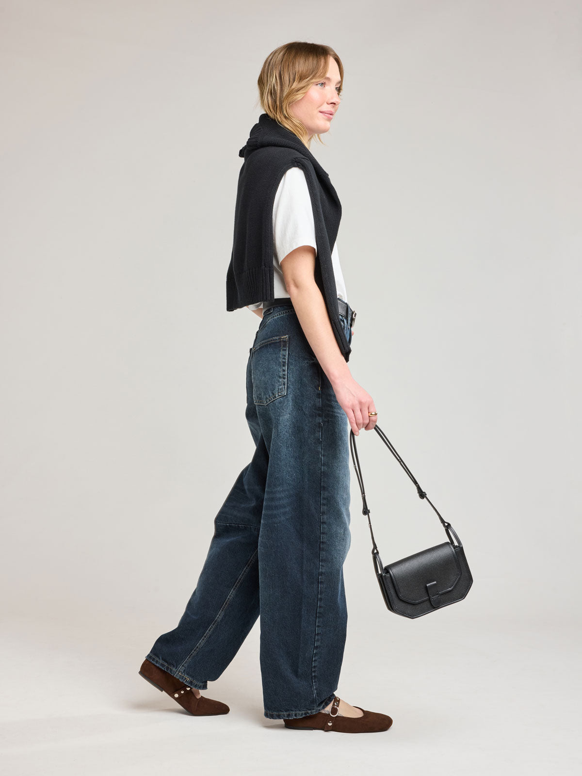 Colette Canvas Crossbody Wallet Bag - Image 8