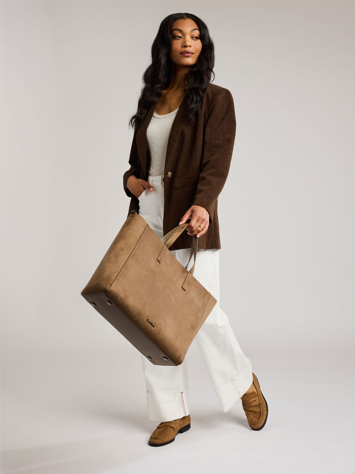 Haven 15 Laptop Tote Bag in Vegan Suede - Image 2