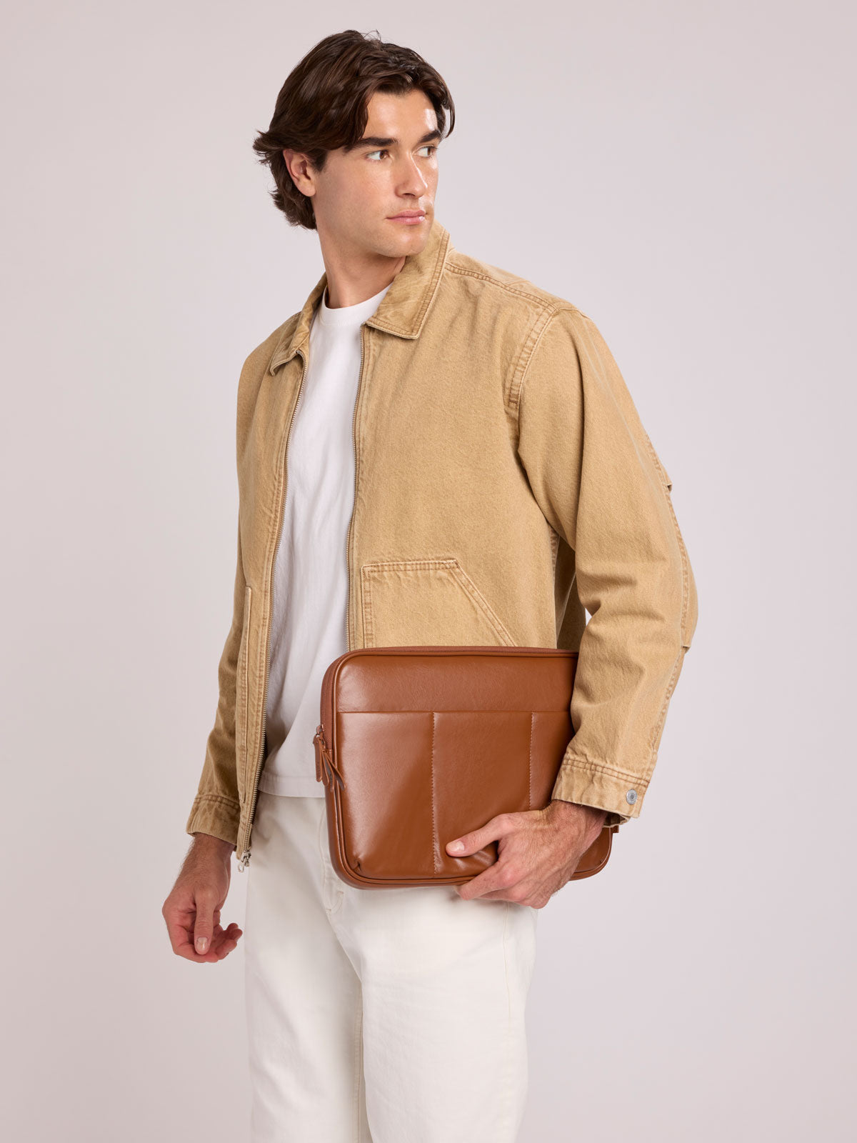 Luka 14 Padded Laptop Sleeve in Vegan Leather - Image 2